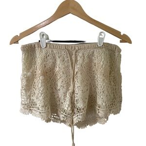 Elegant Cream Lace Women Shorts